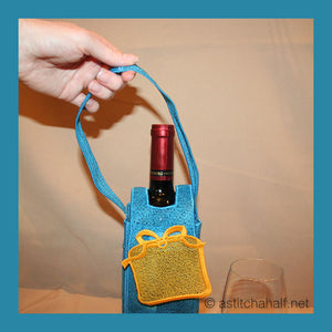 Freestanding Lace Winebag Gift