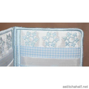 Snowflake Wallet - a-stitch-a-half