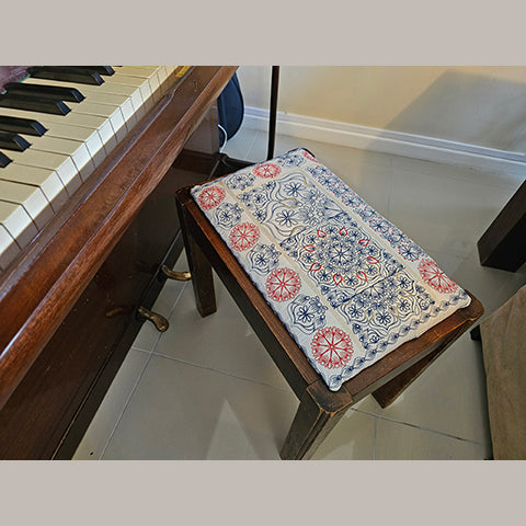 Piano chair upholsery