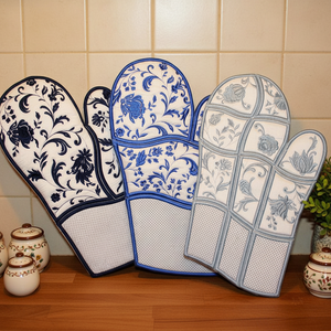 Heirloom Oven Gloves