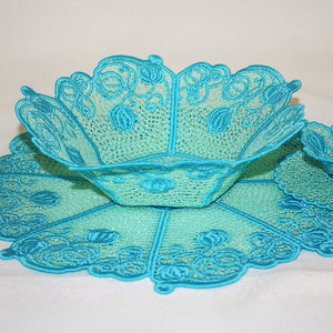 Freestanding Lace Trio Bowl set