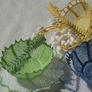 Tiny Freestanding Lace Baskets Galore