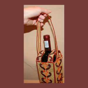 Freestanding Lace Egyptian Winebag