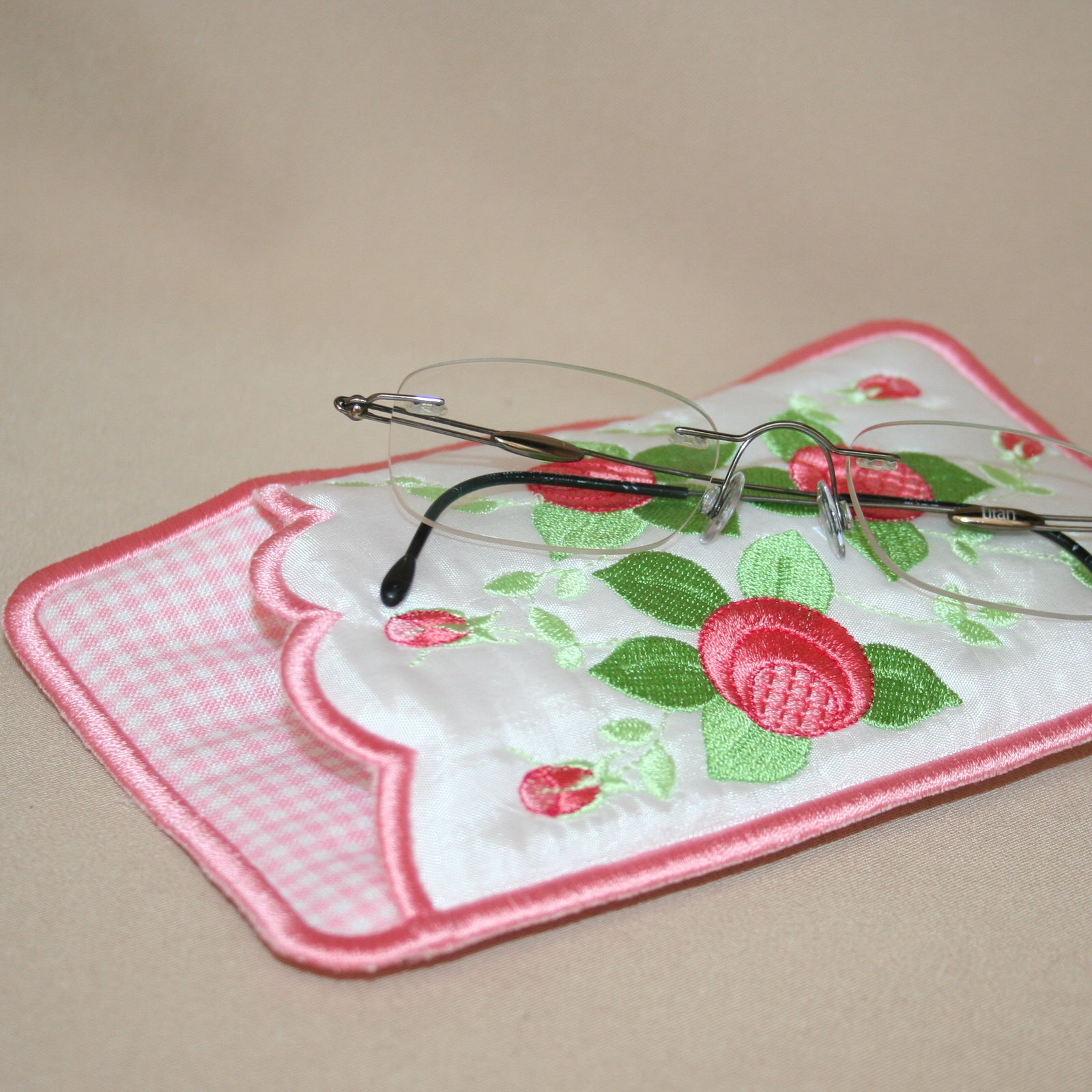 Mini Roses Eyeglass Case