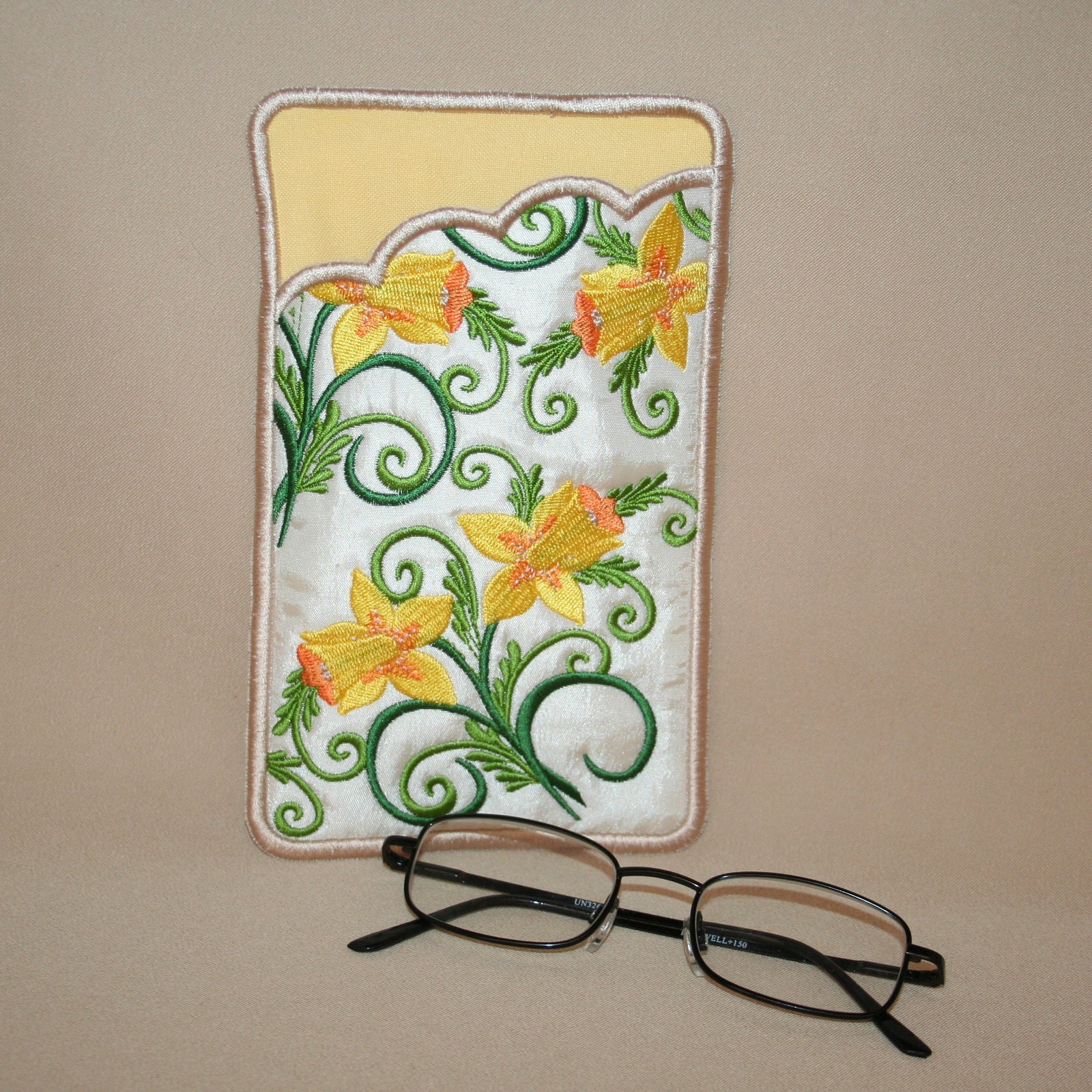 Daffodil Eyeglass Case