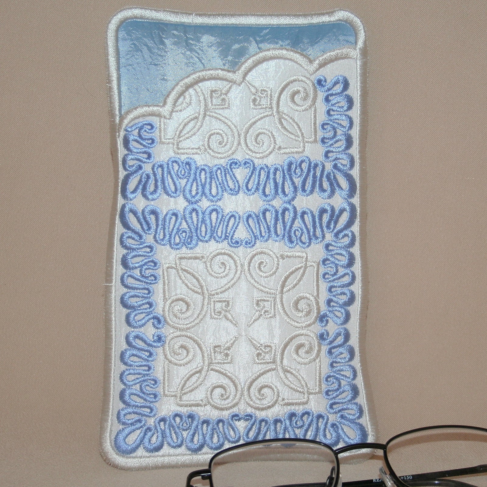 Simple Battenberg Eyeglass Case
