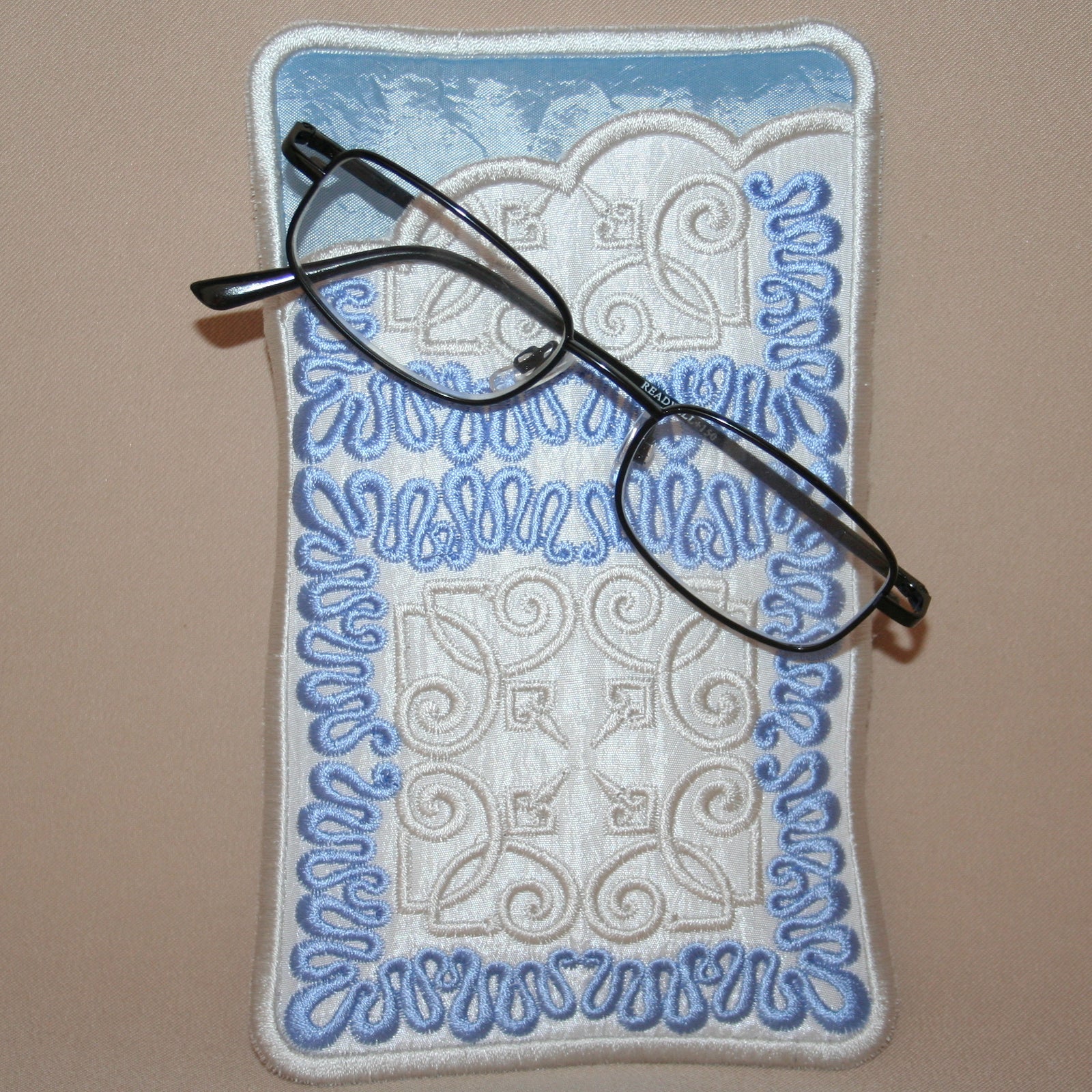 Simple Battenberg Eyeglass Case