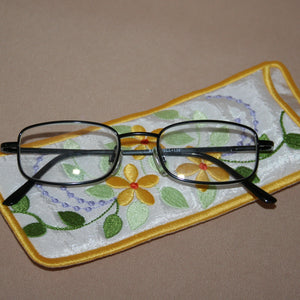 Slim Line Eyeglass Case 03