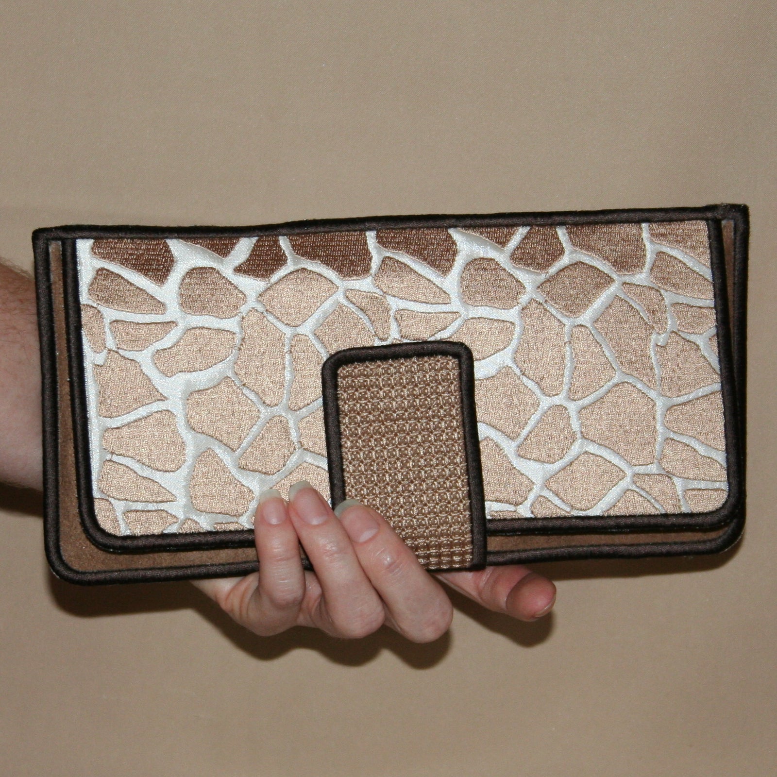 Giraffe Coupon folder