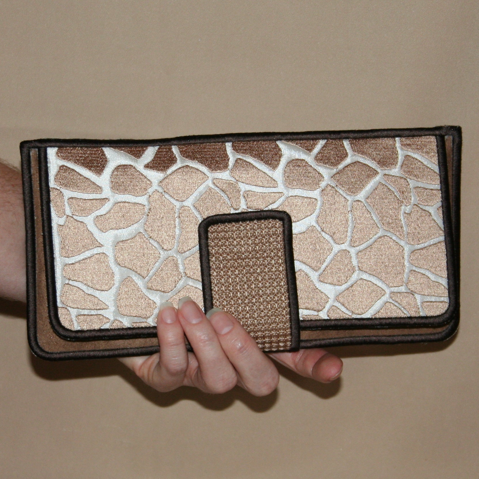 Giraffe Coupon folder