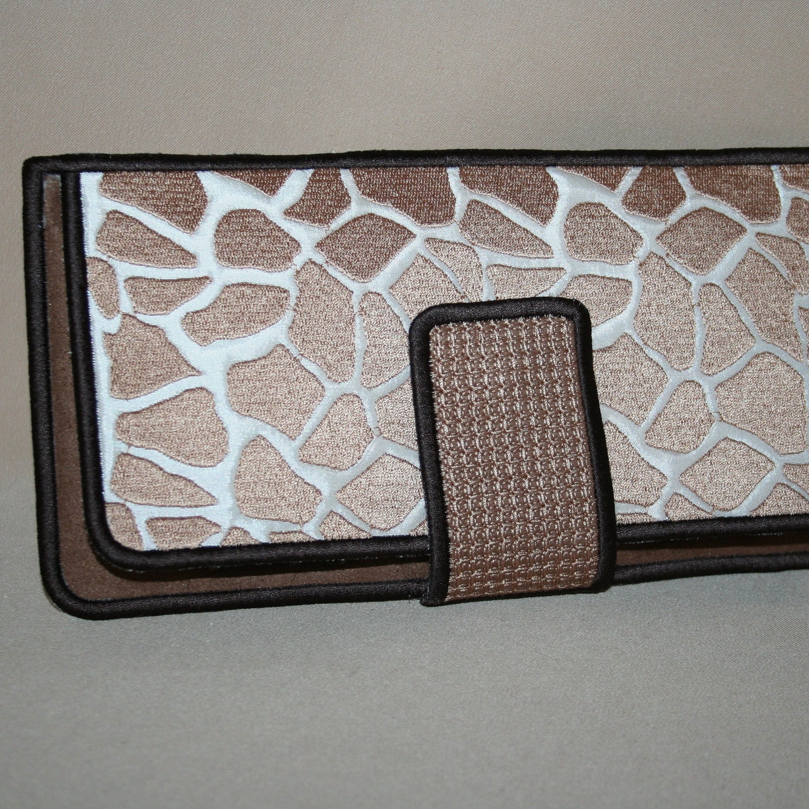 Giraffe Coupon folder