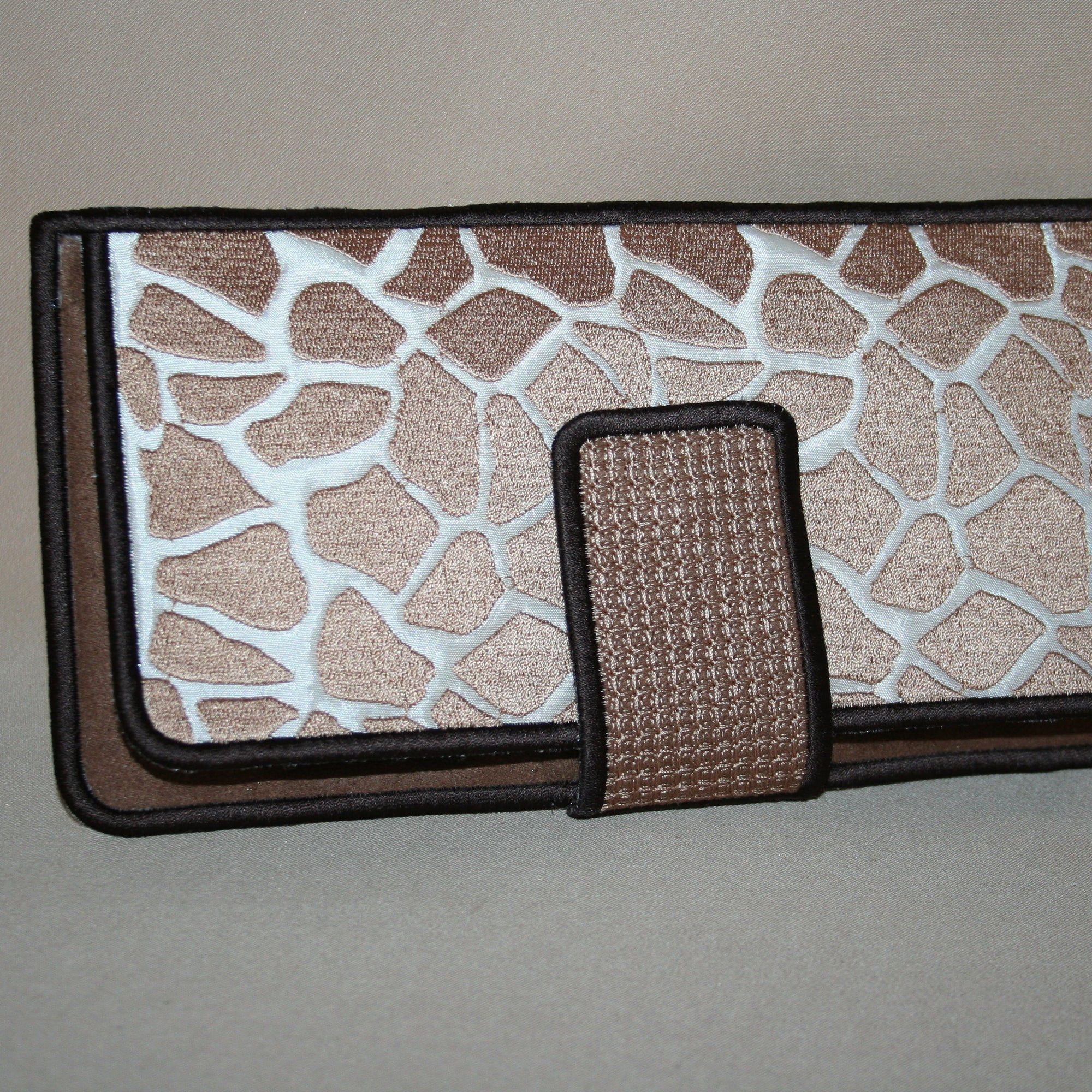 Giraffe Coupon folder