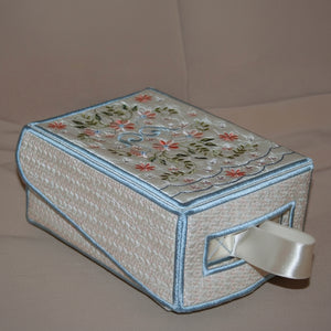 Signature Multi Box