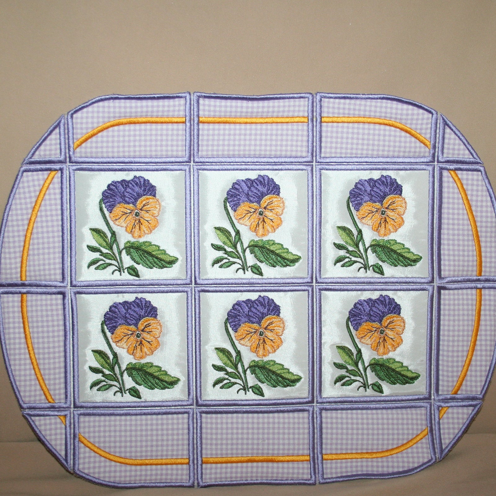 Pansy Placemat