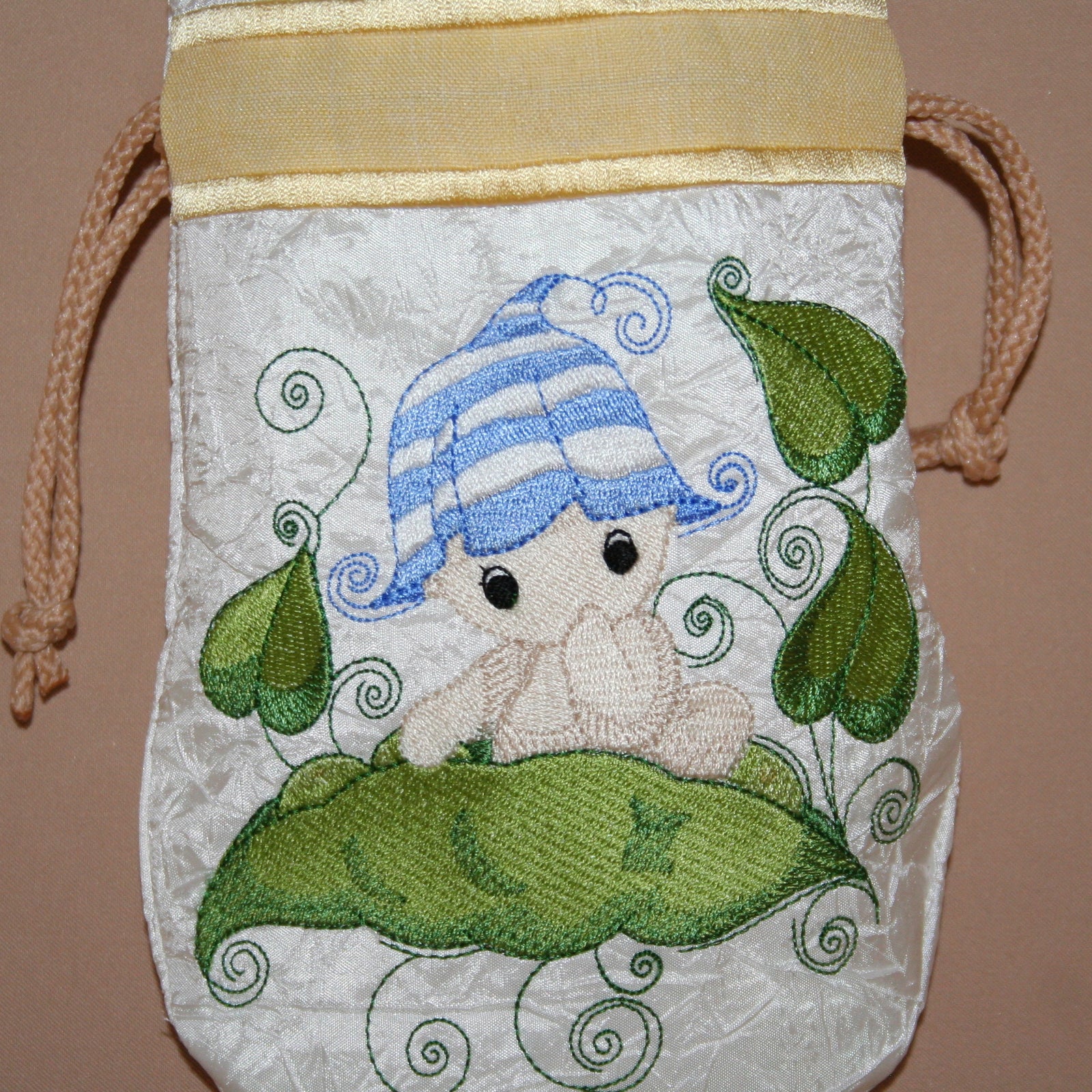 Baby Bubbles Sitting Drawstring Bag