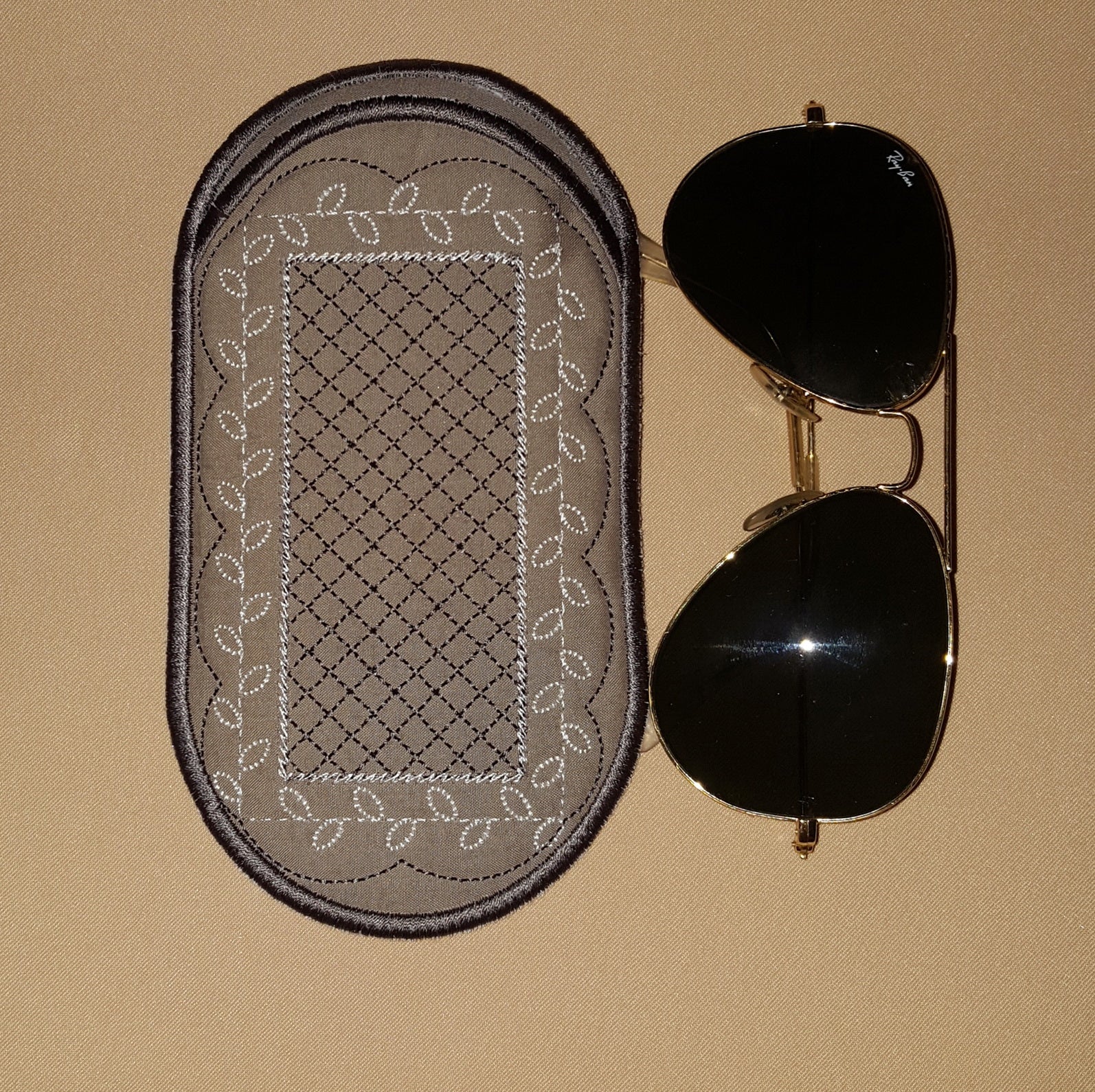 Vanilla Kisses Eyeglass Case