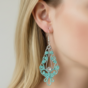 Freestanding Lace Ariana Earrings