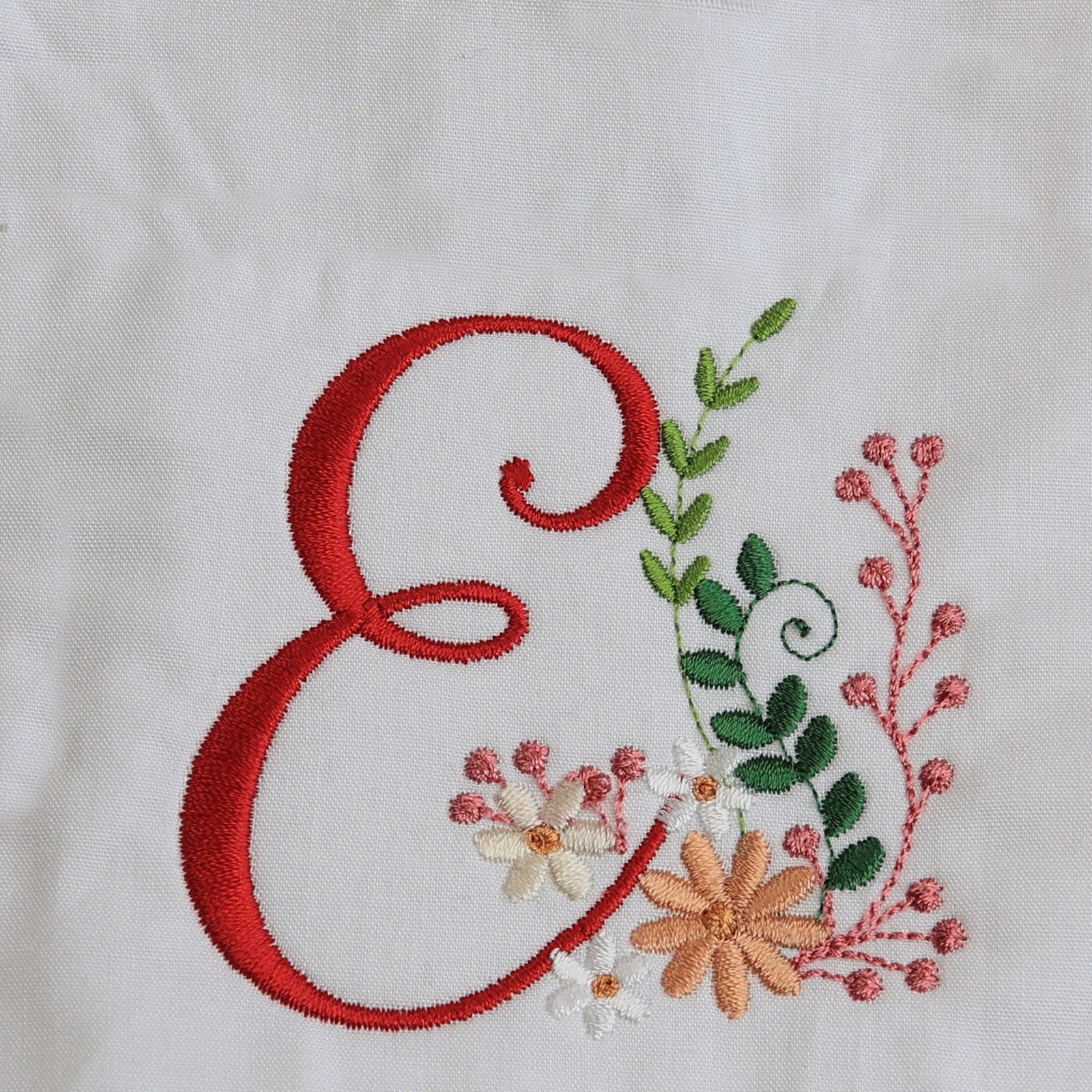 Ameri Prairie Monogram Letter E