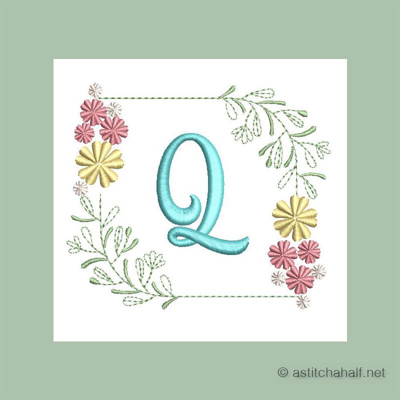 Botanic Crescendo Monogram Q