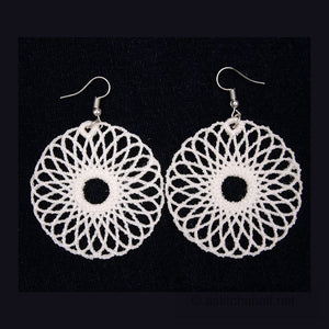 Freestanding Lace Elliptical Embrace Earrings