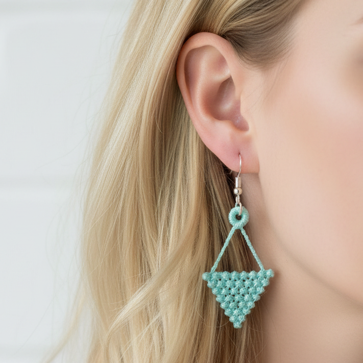 Alma Freestanding Lace Earrings