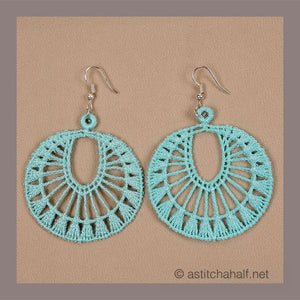 Sara Freestanding Lace Earrings