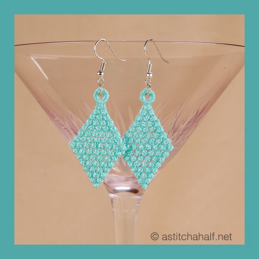 Naia Freestanding Lace Earrings