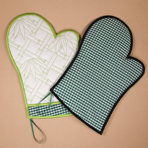 Bamboo Lattice Oven Gloves