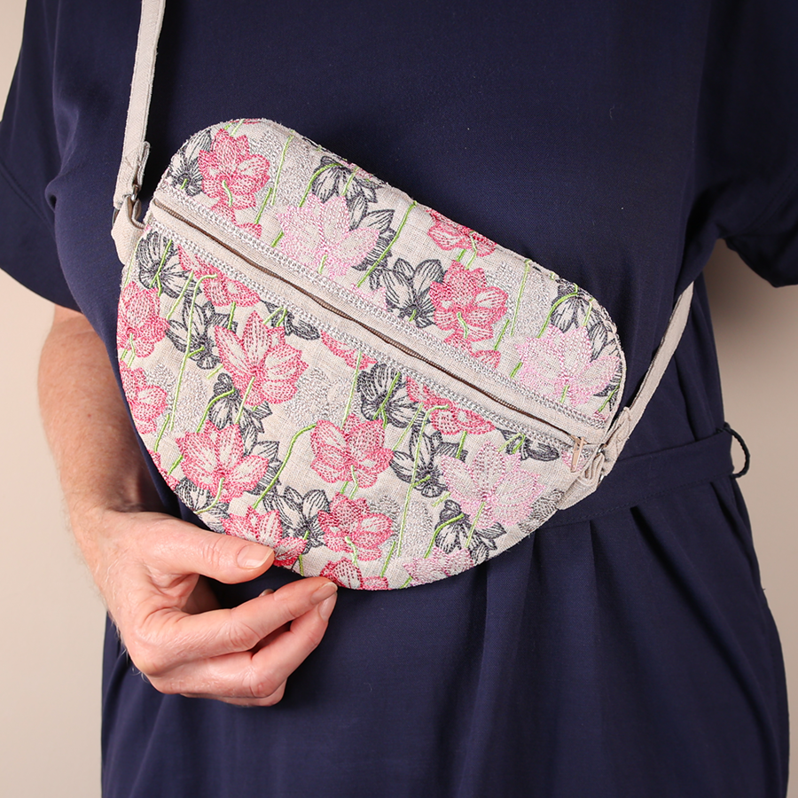 Blown Away ITH Zipper Bag