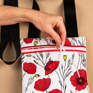 Poppy Kisses ITH Zipperbag