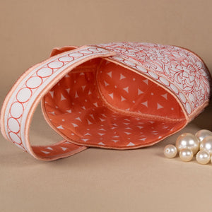 Heartstrings Basket