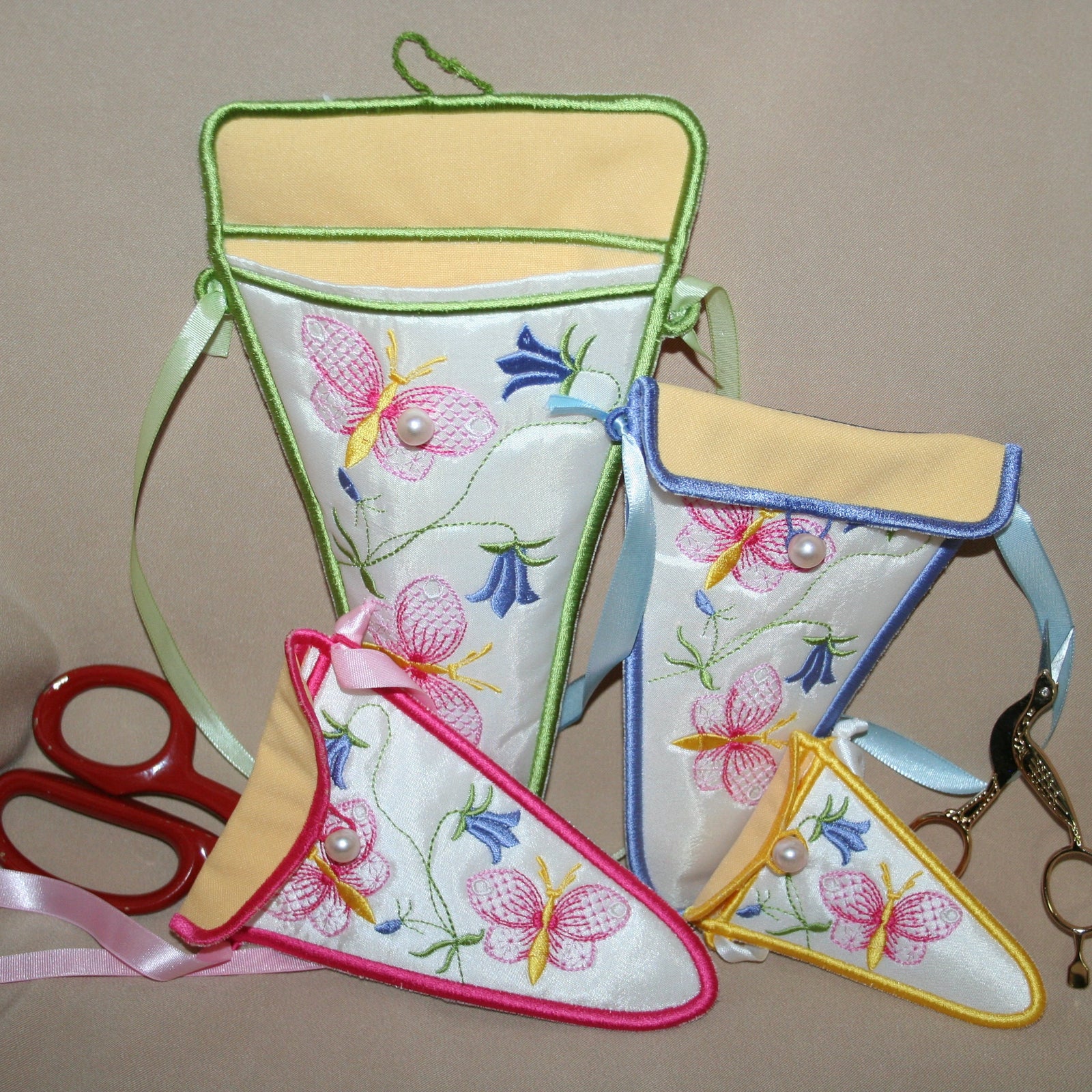 Butterfly Scissor Pockets