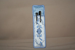 Blue Onion Pen and Pencil Holder