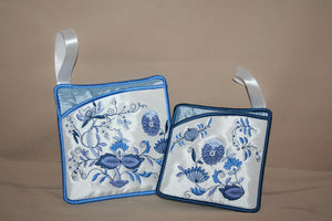 Blue Onion Pot Holders