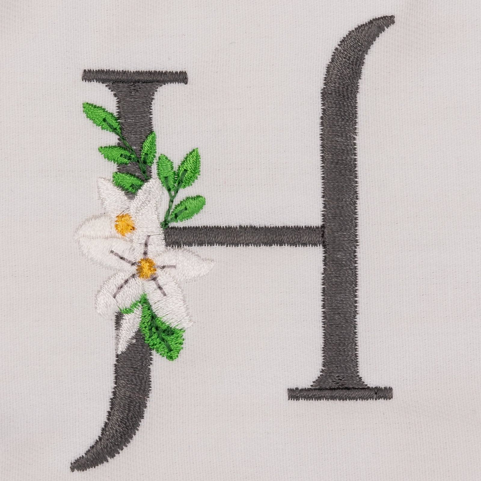 Snow Bouquet Letter H