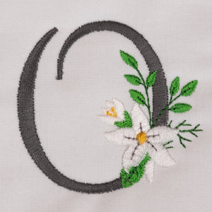Snow Bouquet Letter O