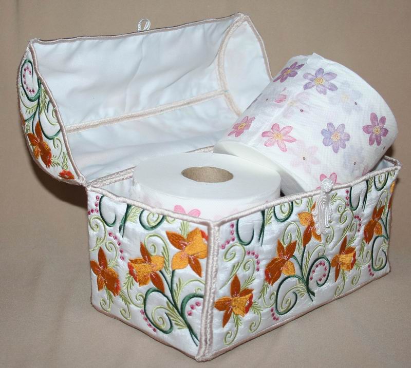 Applique Daffodil Chests