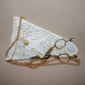Freestanding Lace Scissor Pockets All In The Hoop