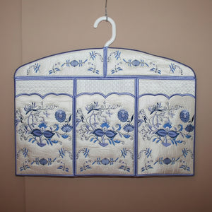 Blue Onion Hanger Cover and Closet Organizer