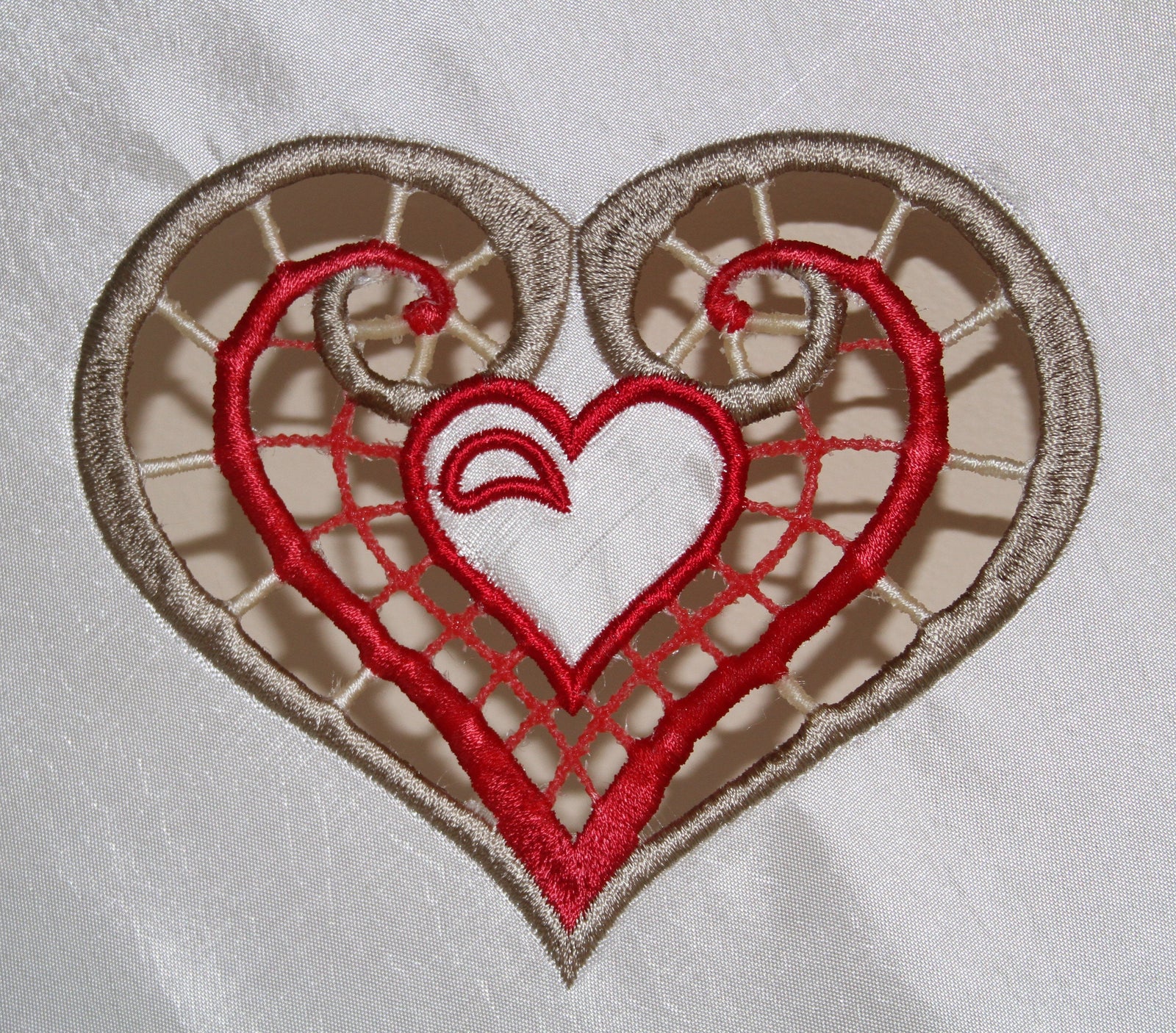 Cutwork Heart 03 - aStitch aHalf