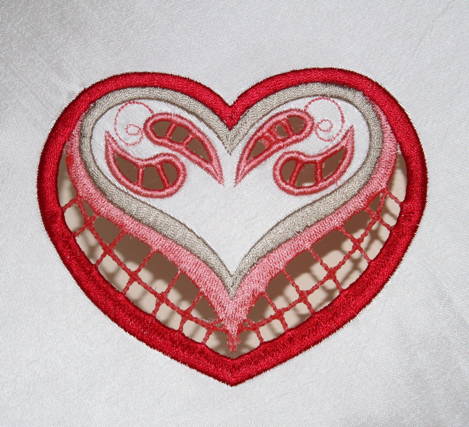 Cutwork Heart 05 - aStitch aHalf