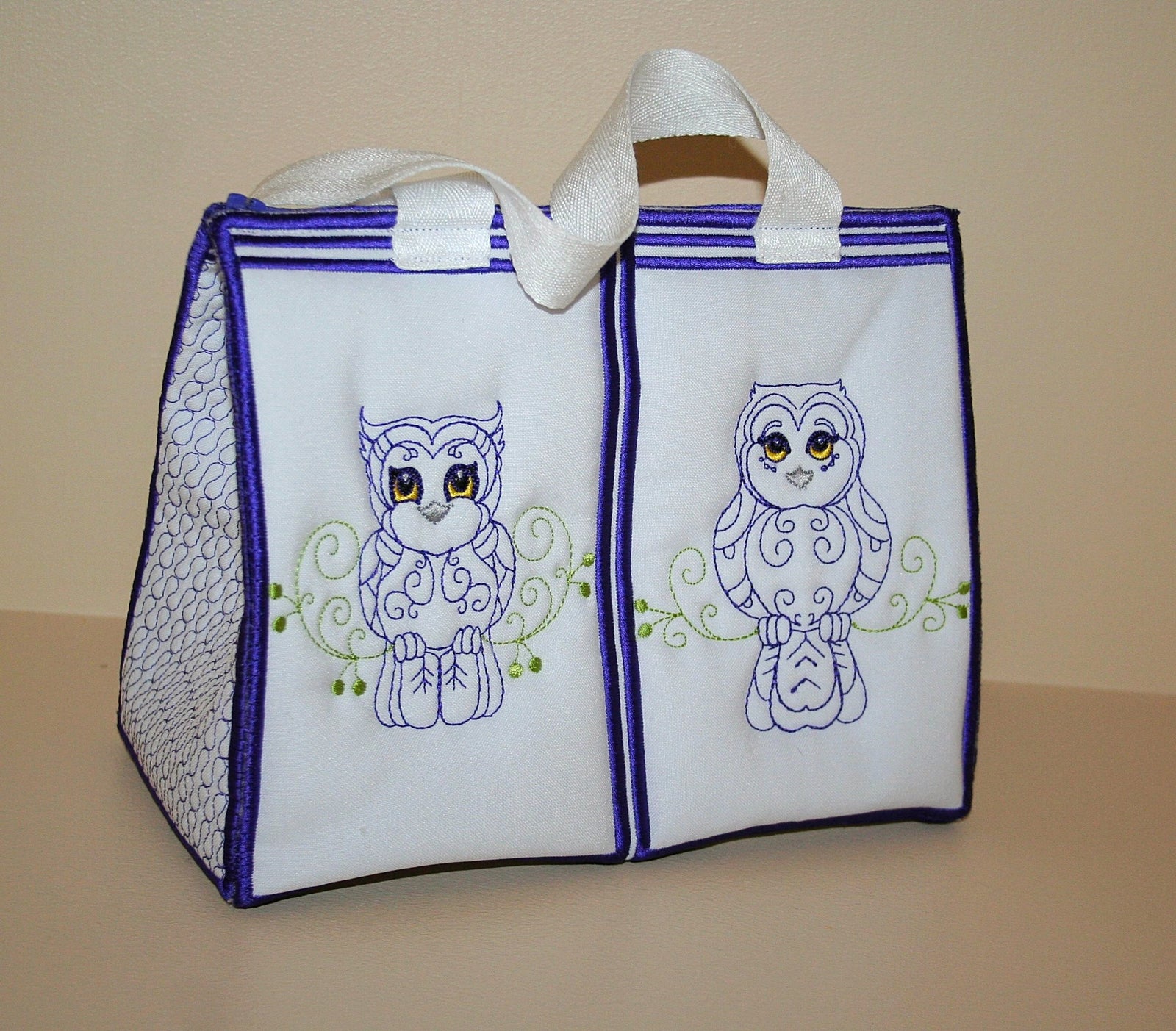 Hoot Hoot Tote Bag - a-stitch-a-half