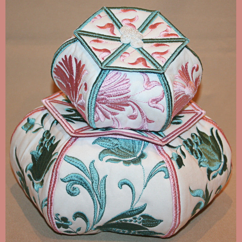 Box de Triomphe - a-stitch-a-half