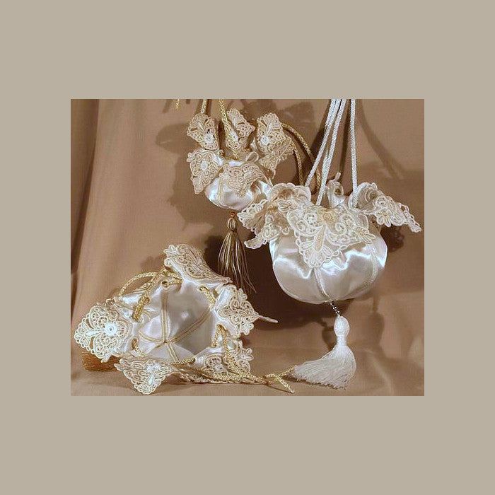 Reticule de Lacet - a-stitch-a-half