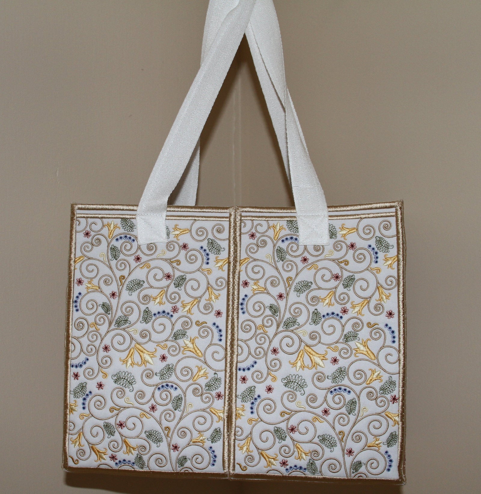 Blue Berry Tote Bag - aStitch aHalf