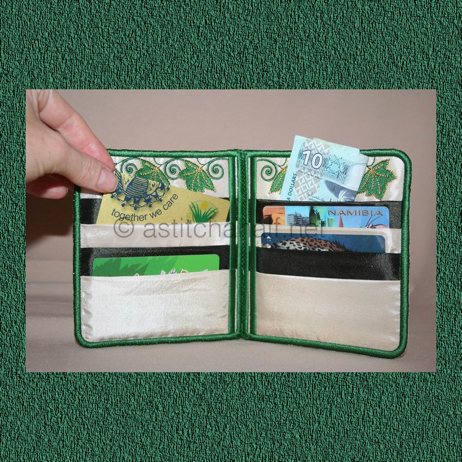 Royal Wallet 01 - aStitch aHalf