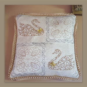 Filigree Swan Pillow Quilt Combo