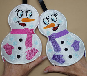 In the Hoop Snowman Oven Gloves and more - aStitch aHalf