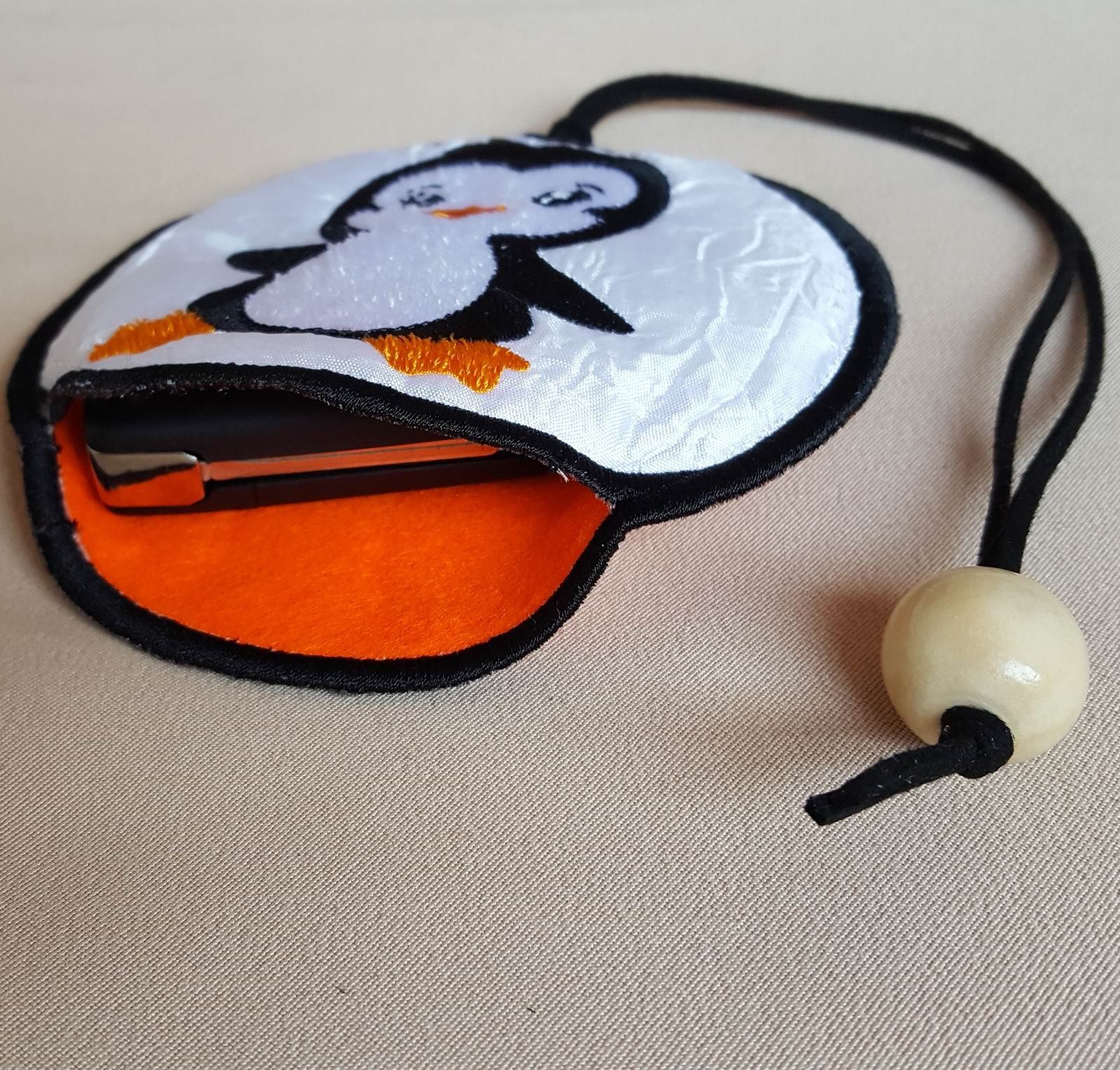 ITH Little Penguin Key Pouch - aStitch aHalf