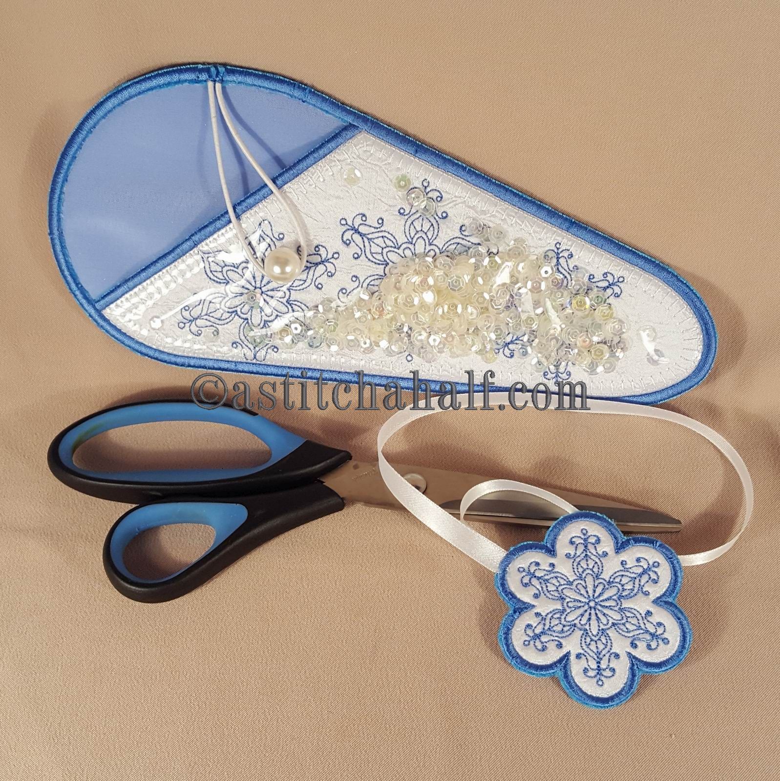 Sparkles Snowflake Scissor Cases with Fob - aStitch aHalf